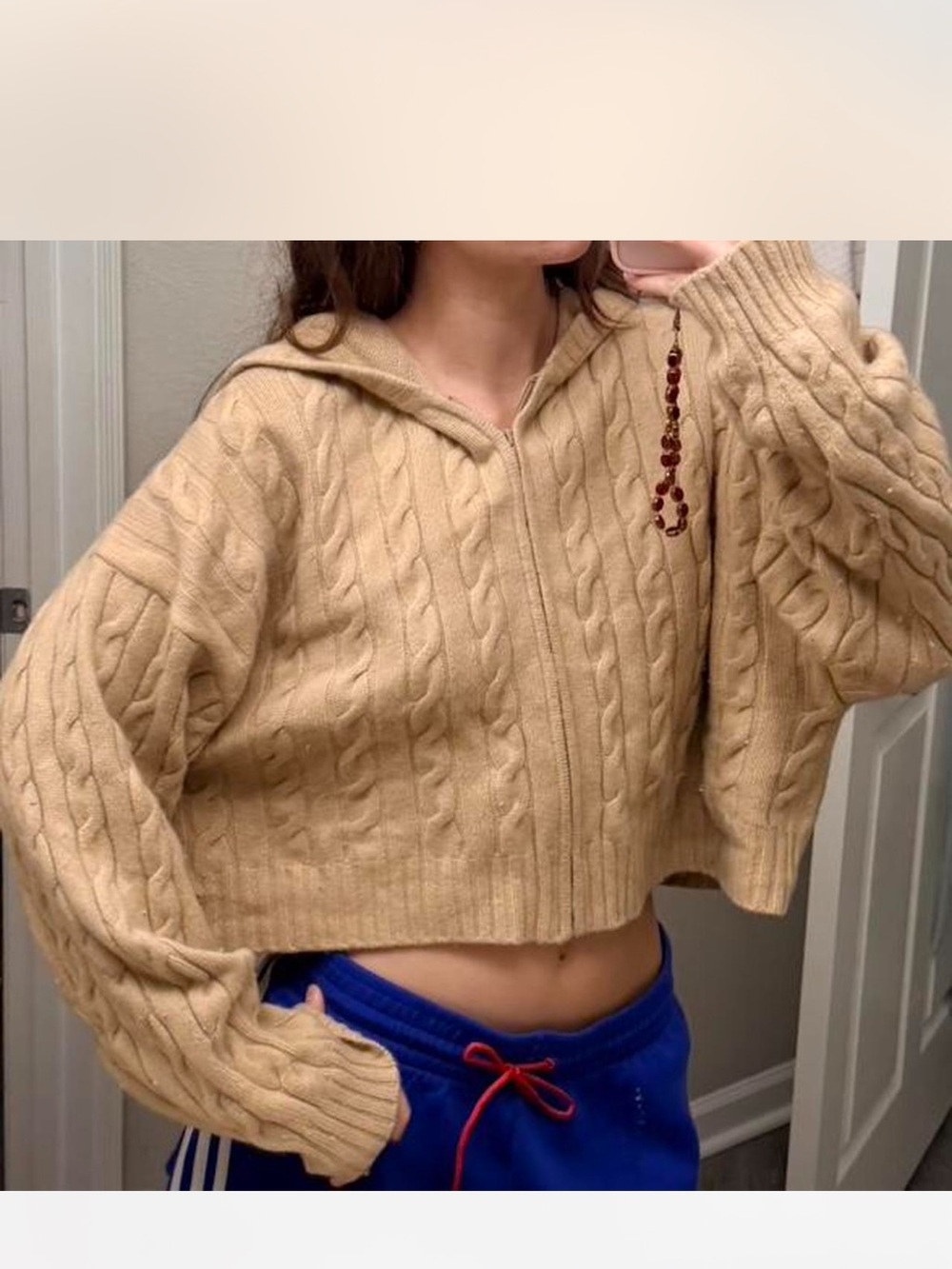 Aritzia cropped Cable Knit Hoodie Sweater - Beige